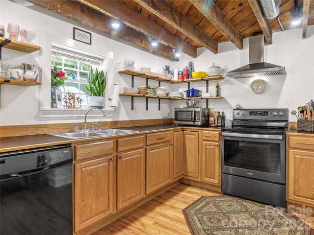 144 E Howard Street, Tryon, NC 28782