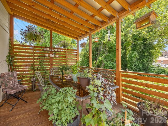 144 E Howard Street, Tryon, NC 28782