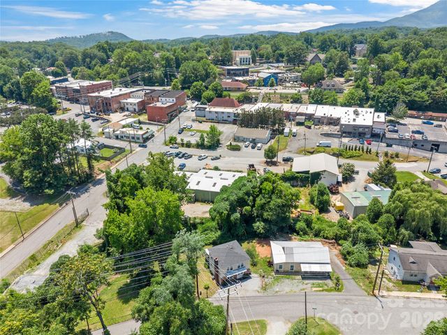 144 E Howard Street, Tryon, NC 28782
