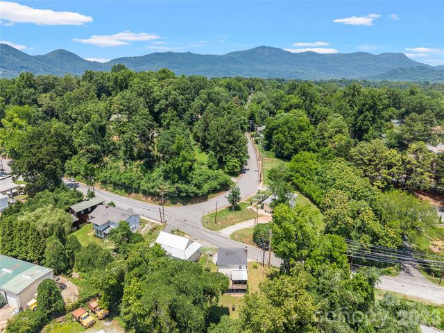 144 E Howard Street, Tryon, NC 28782