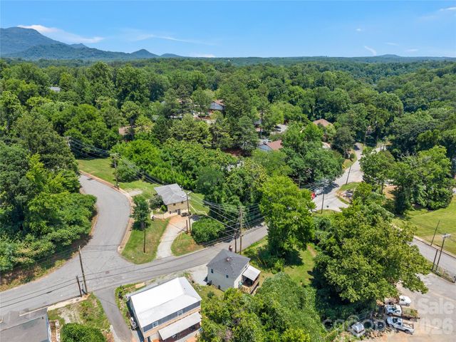 144 E Howard Street, Tryon, NC 28782