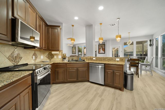 3032 Prairie, Seguin, TX 78155