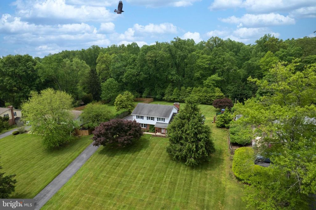 Image 1 of property listing at 3122 EVERGREEN WAY, Ellicott City, MD 21042