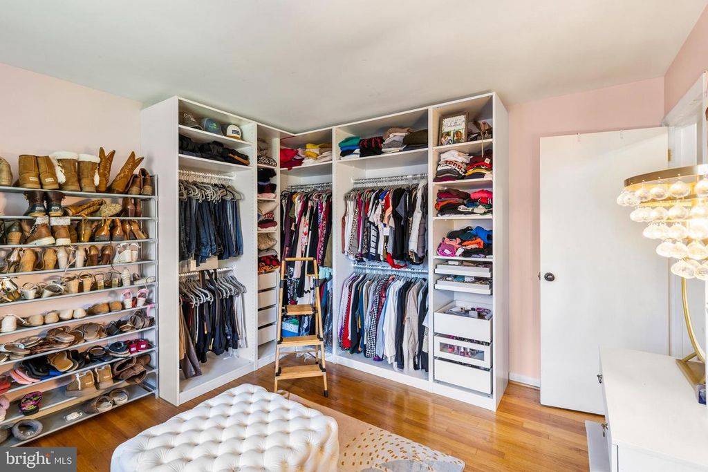 Image 28 of property listing at 3122 EVERGREEN WAY, Ellicott City, MD 21042