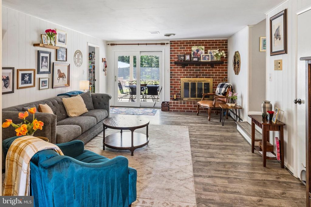 Image 7 of property listing at 3122 EVERGREEN WAY, Ellicott City, MD 21042