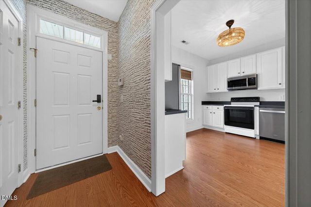 8708 Belford Valley Lane, Raleigh, NC 27615
