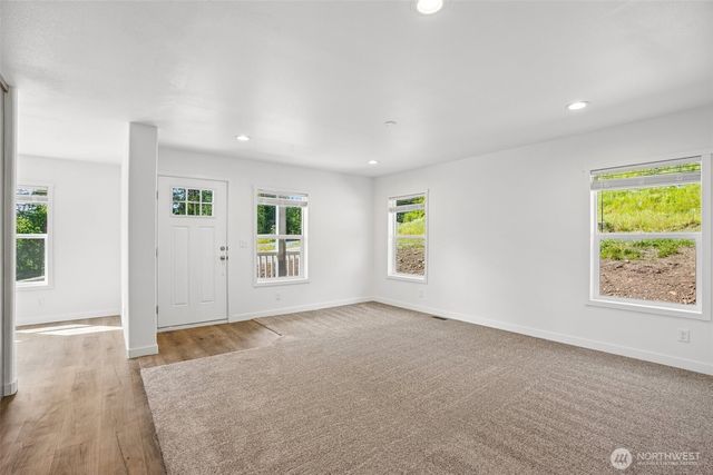 71 Whitewater Road, Longview, WA 98632