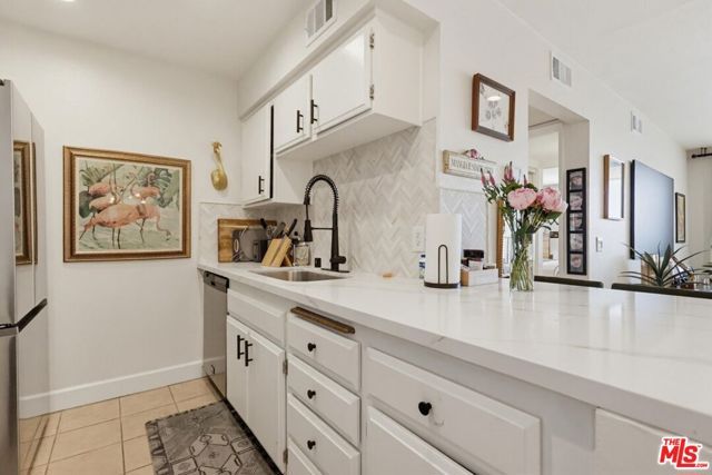 1140 E Ocean Boulevard 220, Long Beach, CA 90802