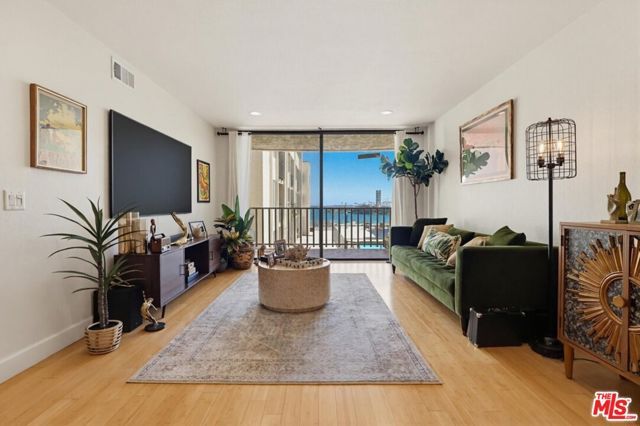 1140 E Ocean Boulevard 220, Long Beach, CA 90802