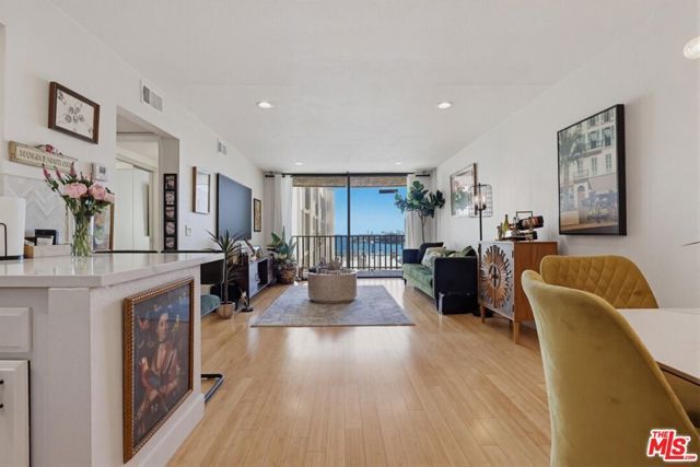 1140 E Ocean Boulevard 220, Long Beach, CA 90802