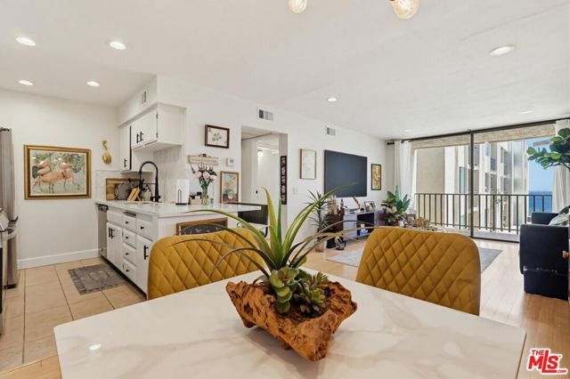 1140 E Ocean Boulevard 220, Long Beach, CA 90802
