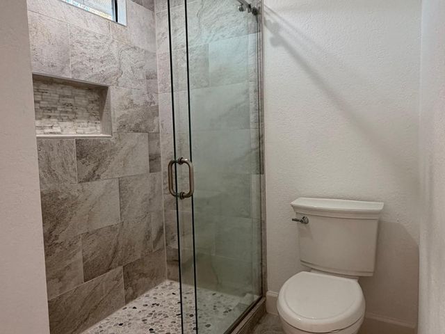 3815 Redwood Falls Drive, Houston, TX 77082