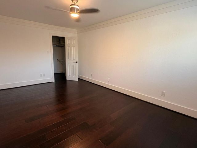 3815 Redwood Falls Drive, Houston, TX 77082