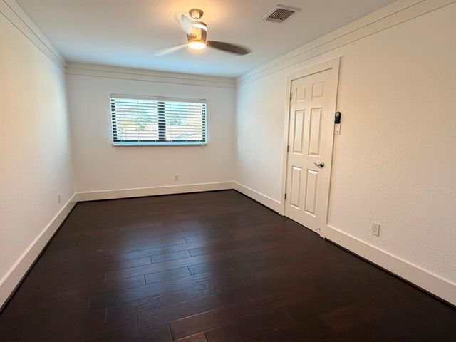 3815 Redwood Falls Drive, Houston, TX 77082