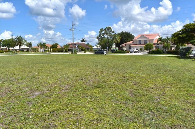 825 VIA TRIPOLI, Punta Gorda, FL 33950