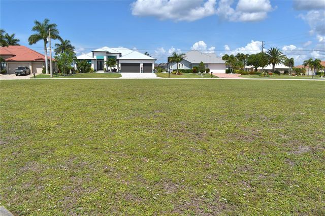 825 VIA TRIPOLI, Punta Gorda, FL 33950