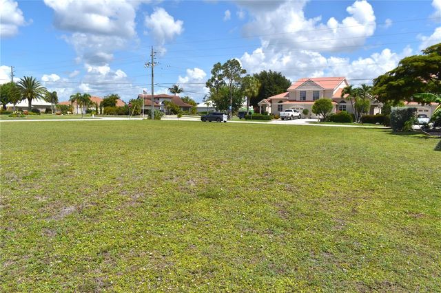 825 VIA TRIPOLI, Punta Gorda, FL 33950