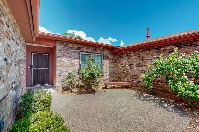 9214 Admiral Lowell Place NE, Albuquerque, NM 87111