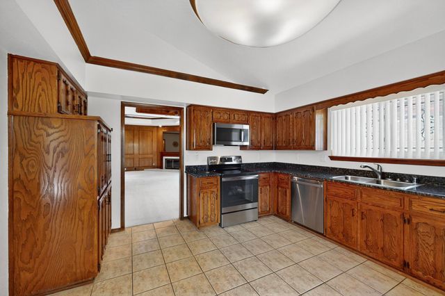 9214 Admiral Lowell Place NE, Albuquerque, NM 87111