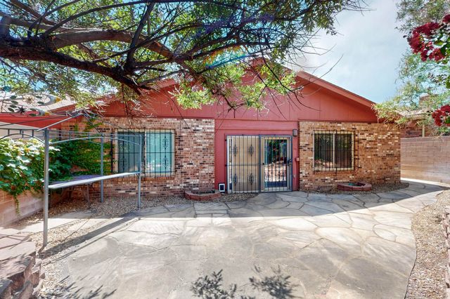 9214 Admiral Lowell Place NE, Albuquerque, NM 87111