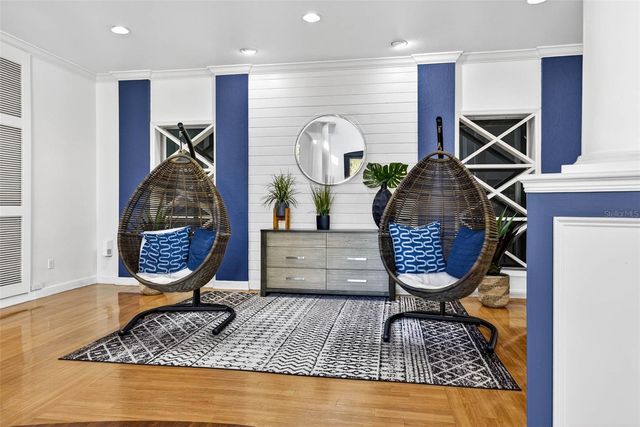 8517 ISLAND BREEZE LANE 205, Temple Terrace, FL 33637