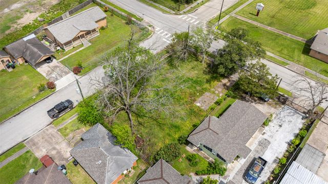 4921 Wipprecht Street, Houston, TX 77026