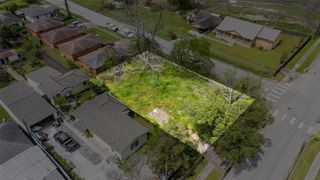 4921 Wipprecht Street, Houston, TX 77026