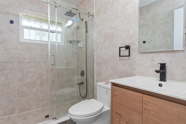 10112 SW 23rd St, Miami, FL 33165