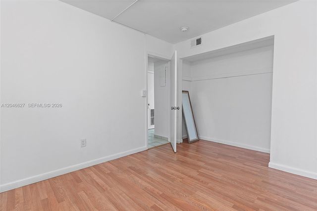 10112 SW 23rd St, Miami, FL 33165