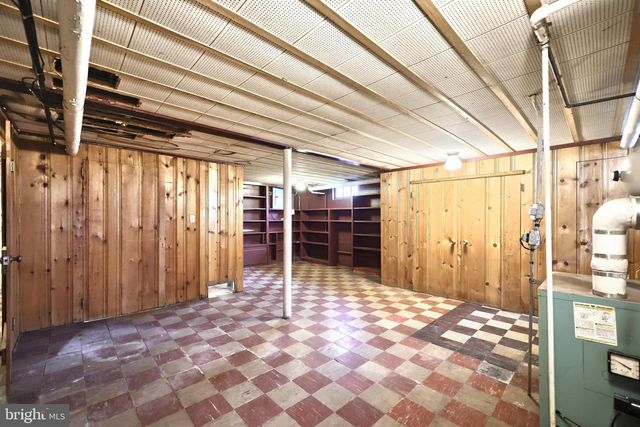 84 CHURCH ST, Seven Valleys, PA 17360