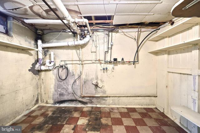 84 CHURCH ST, Seven Valleys, PA 17360