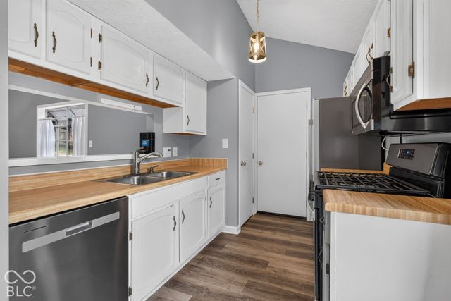 5762 Overcrest Drive, Indianapolis, IN 46237