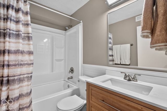 5762 Overcrest Drive, Indianapolis, IN 46237