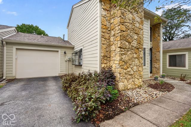 5762 Overcrest Drive, Indianapolis, IN 46237