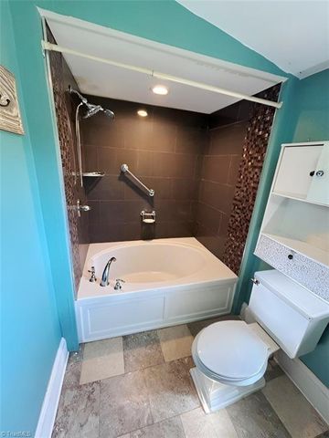 202 E Central Avenue, Catawba, NC 28609