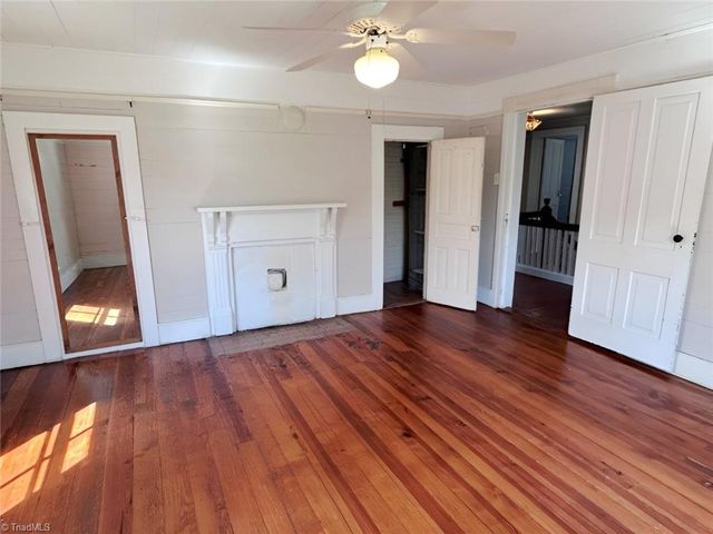 202 E Central Avenue, Catawba, NC 28609