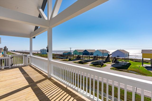 2419 Audubon Avenue, Gilchrist, TX 77617