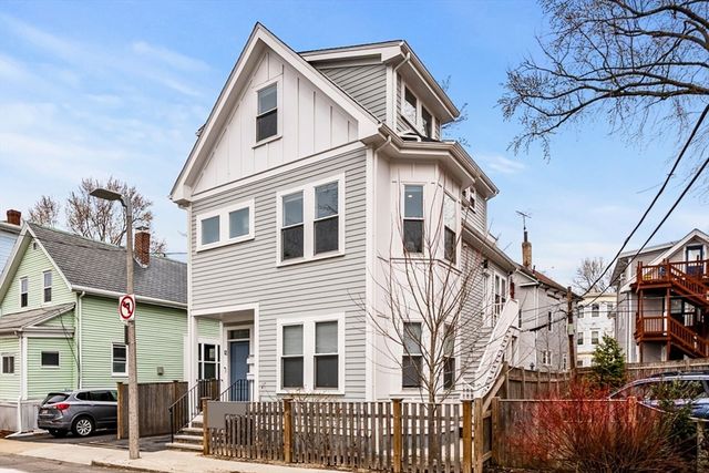 12-14 Porter St 12, Boston, MA 02130