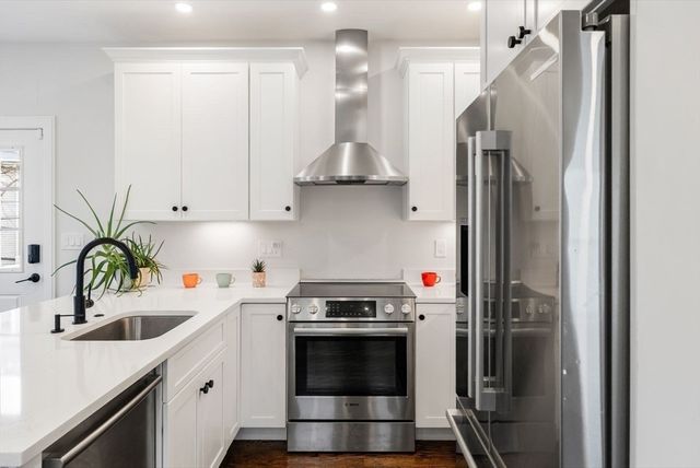 12-14 Porter St 12, Boston, MA 02130