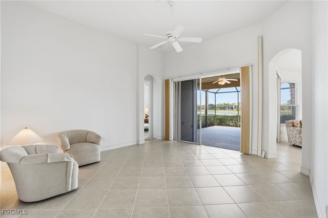 10537 Bella Vista DR, Fort Myers, FL 33913