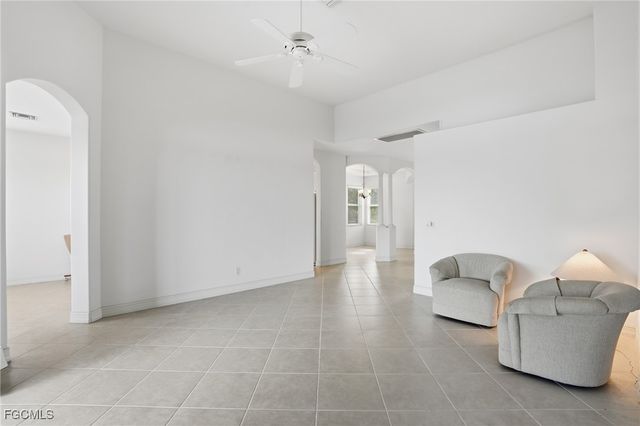 10537 Bella Vista DR, Fort Myers, FL 33913