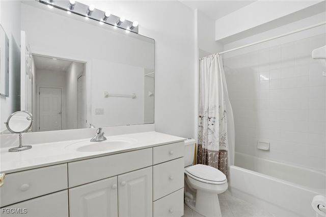 10537 Bella Vista DR, Fort Myers, FL 33913