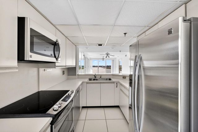 3901 S Flagler Drive 901, West Palm Beach, FL 33405