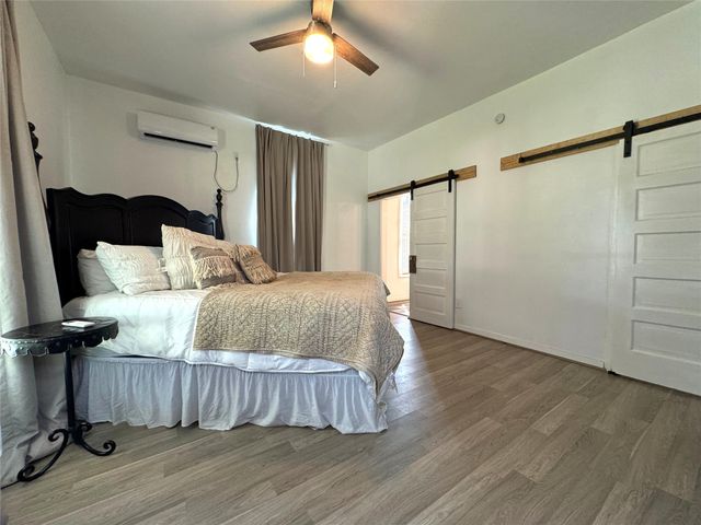 607 W 9th Street, Cisco, TX 76437