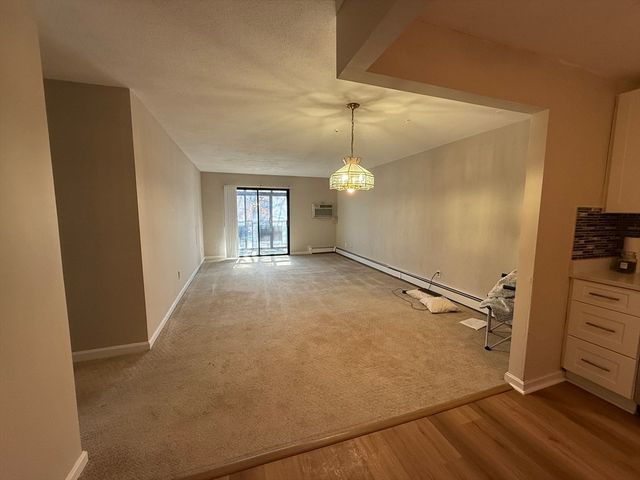 595 Revere Beach Pkwy 39, Revere, MA 02151