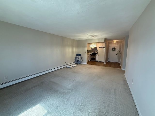 595 Revere Beach Pkwy 39, Revere, MA 02151