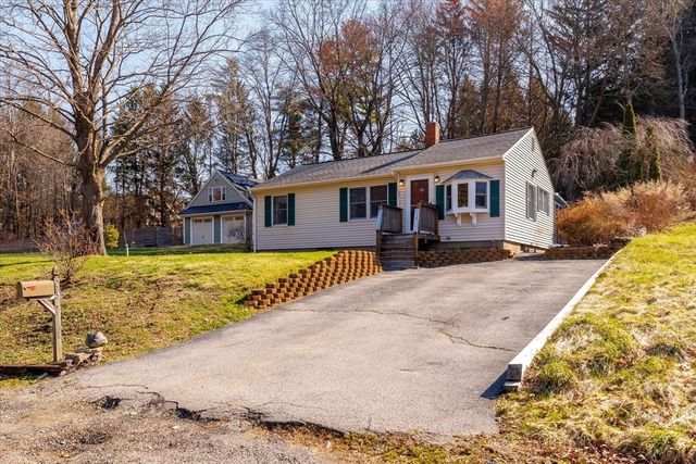 33 Marcius Rd, Worcester, MA 01607