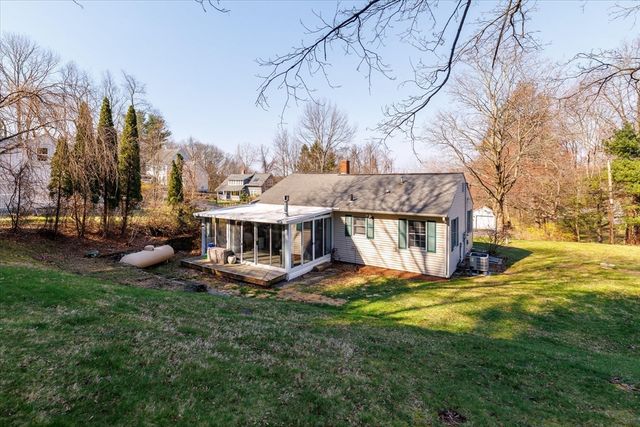 33 Marcius Rd, Worcester, MA 01607