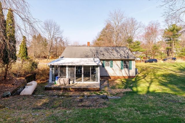 33 Marcius Rd, Worcester, MA 01607