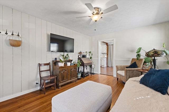 33 Marcius Rd, Worcester, MA 01607